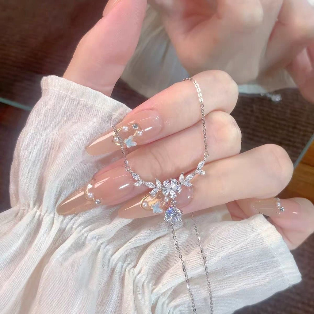 Women's Light Luxury Niche Premium Clavicle Necklace