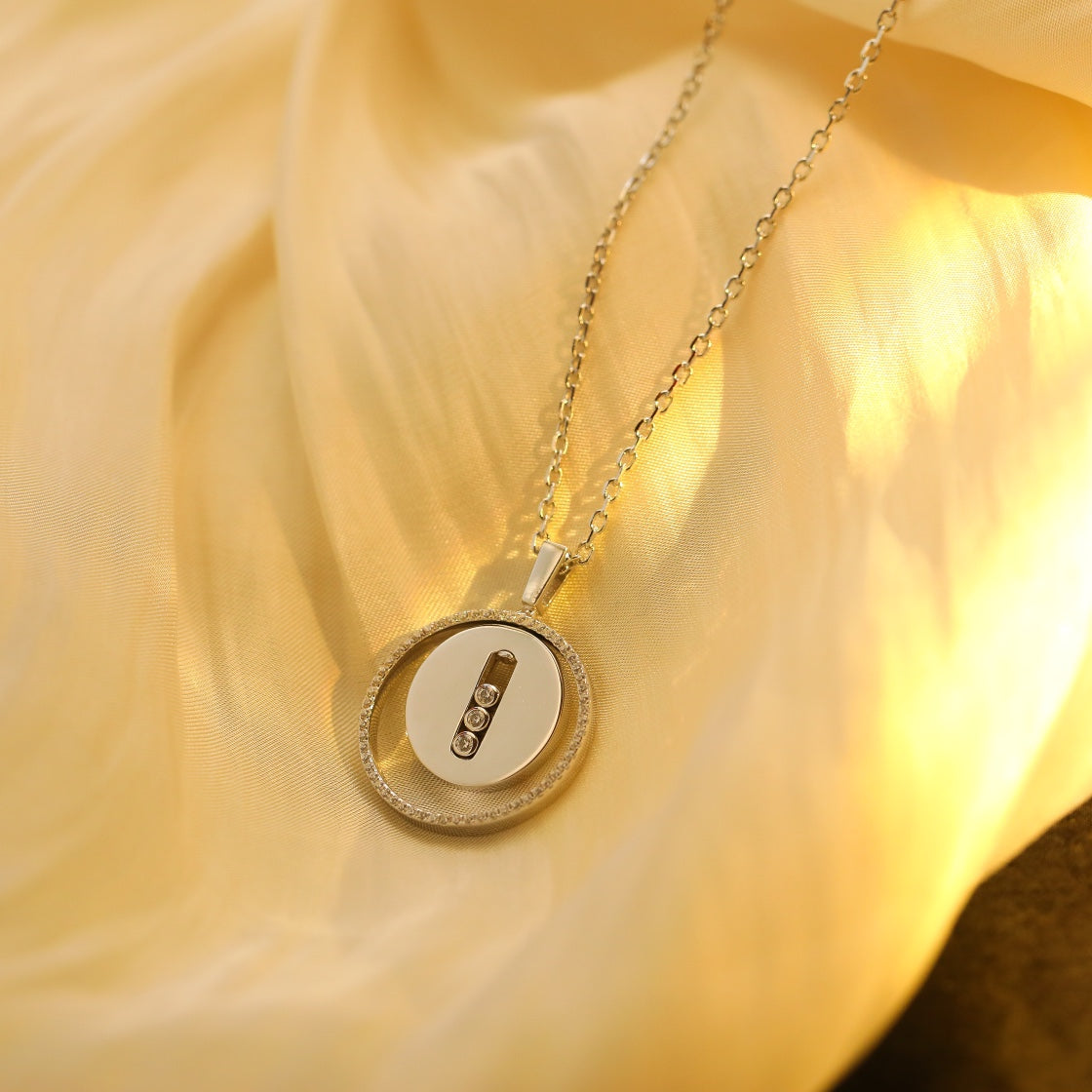 [Twinkle jewelrys]LUCKY MOVE MM SILVER DIAMOND NECKLACE